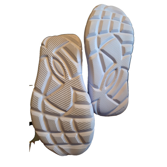 Under Armour Girls GPS Flash GLTR 11K – Violet/Black, New with Box - Picture 4 of 4